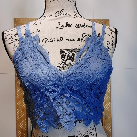Blue Lace Bralette Boho Scalloped Strappy Boutique NWT - Picture 3 of 9